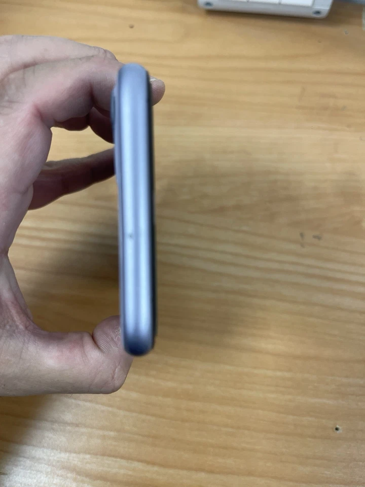 Apple iPhone 11 · 128GB, foto 2 di 5