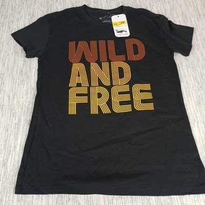 West + Wild T Shirt Women s Small Black Spell Out Wild & Free Western Wear 
