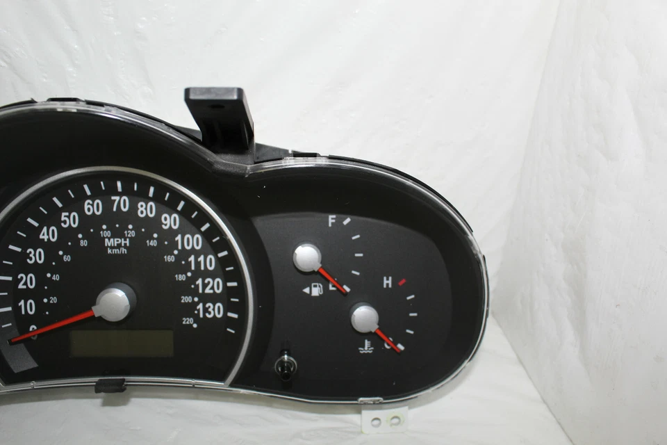 Cuadro de instrumentos velocímetro 08-2011 Kia Sedona tablero indicadores 72.892 millas Foto 4 de 4