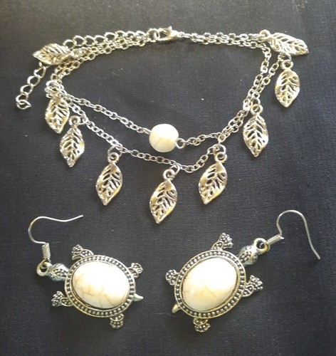 Howlite Turtle Earrings With Matching Double Layer Anklet