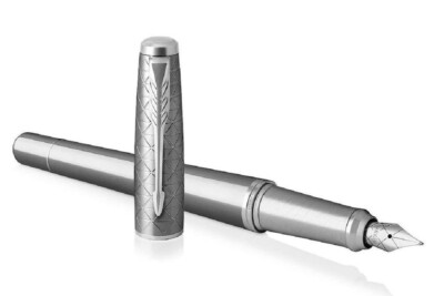 Parker Urban Fountain Pen, Premium Silvered Powder, Medium with Blue Ink, Gift