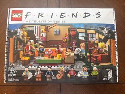 LEGO Ideas Friends Central Perk Set 21319
