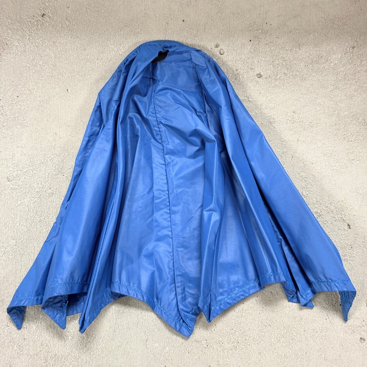 SU-MF-C-KF: Custom Blue Wired Cape for McFarlane Knightfall Batman
