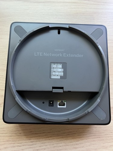 Verizon Wireless LTE Network Extender ASK-SFE116 - Manque câble d'antenne GPS - Photo 7 sur 11