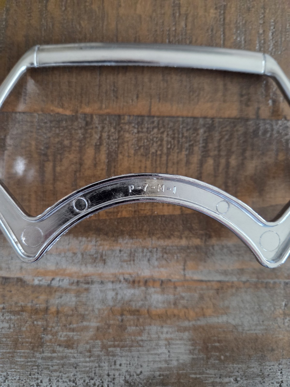 2 Vintage Corning Ware P-7-M-1 & P-11-M Metal Trivet Serving Casserole Holders