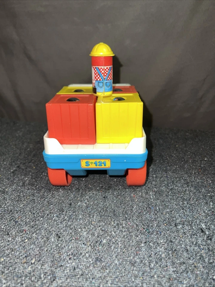 Camión de juguete Chico de plataforma completa vintage años 70 hecho en Italia con todos los accesorios +1 figura Foto 3 de 4