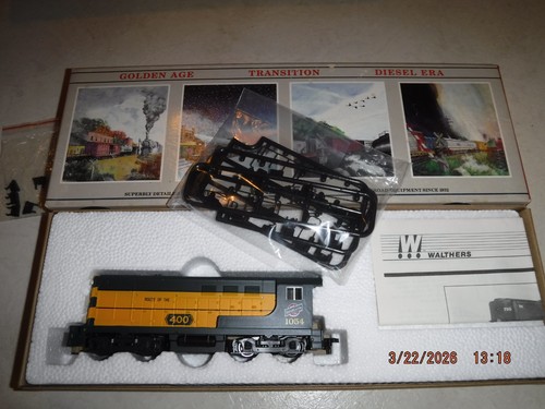 WALTHERS FAIRBANKS - MORSE HO CHICAGO NORTH WESTERN H10-44 DIESELLOK #1054 | Zustand: New