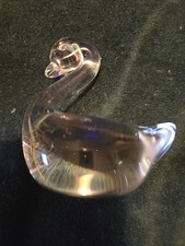 Elegante mini statuina uccellino cigno vetro trasparente fermacarte liscia ottime condizioni