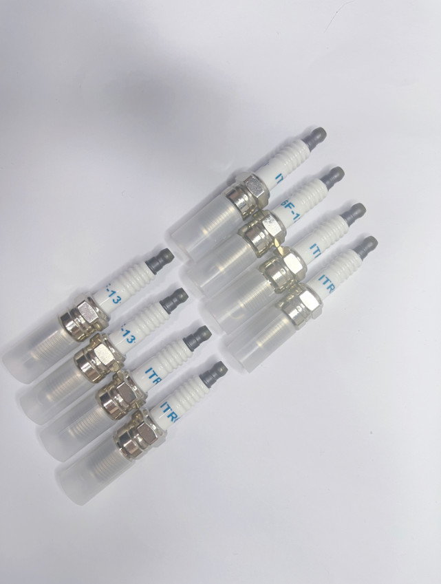 8 PCS iridium Spark Plugs SP479 For FORD F-150 V8 4.6L 5.4L 1997-2003