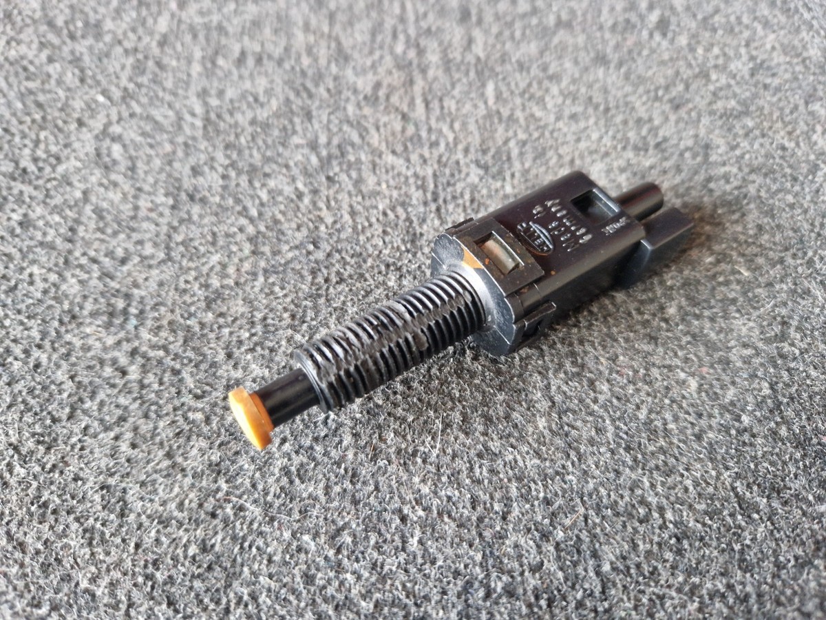 sw1173♪ Amazon.com: FridayParts Single Axis Joystick Controller