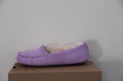 ugg scalloped moccasin
