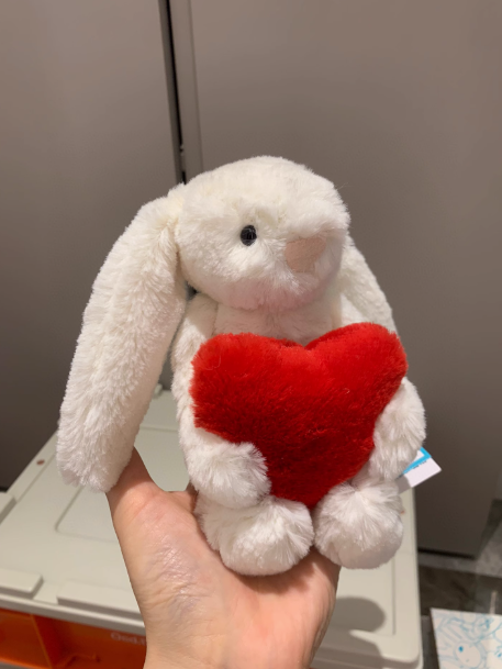 Jellycat Bashful Little Red Love Heart Bunny | New With Tags | eBay