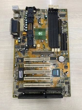 SOYO SY-BA6+ Slot 1 Motherboard Intel 440BX