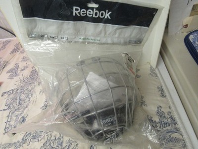 Size M Reebok LaCrosse? / Field Hockey? / Hockey? Helmet Cage / Mask NEW in Pack