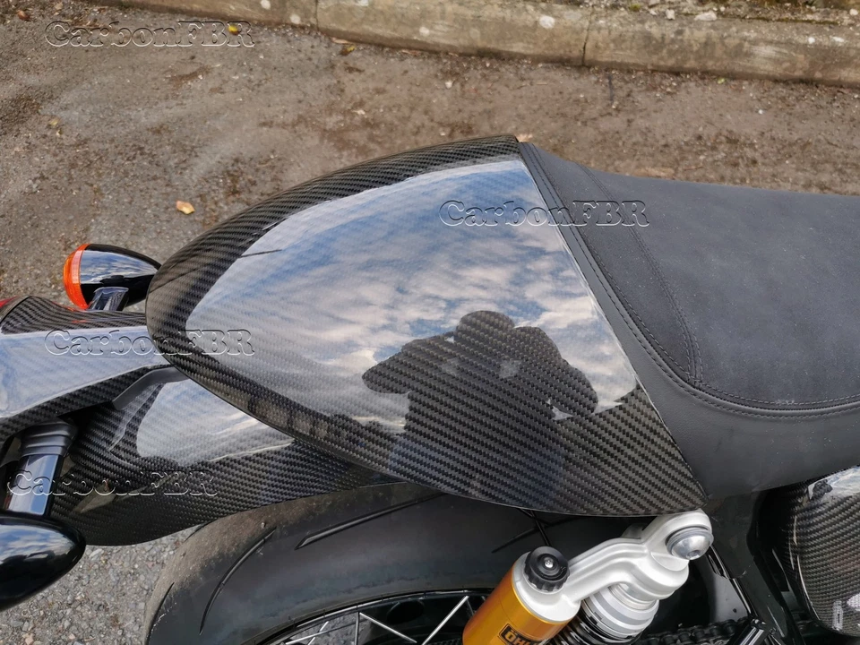 CarbonFBR: TXT09 - Triumph Thruxton 2021 - Capucha asiento Foto 2 de 4
