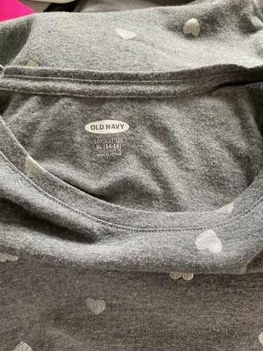 Old Navy Dark Grey Softest Tee With Silver Hearts Girls XL (14-16) - Picture 3 of 4