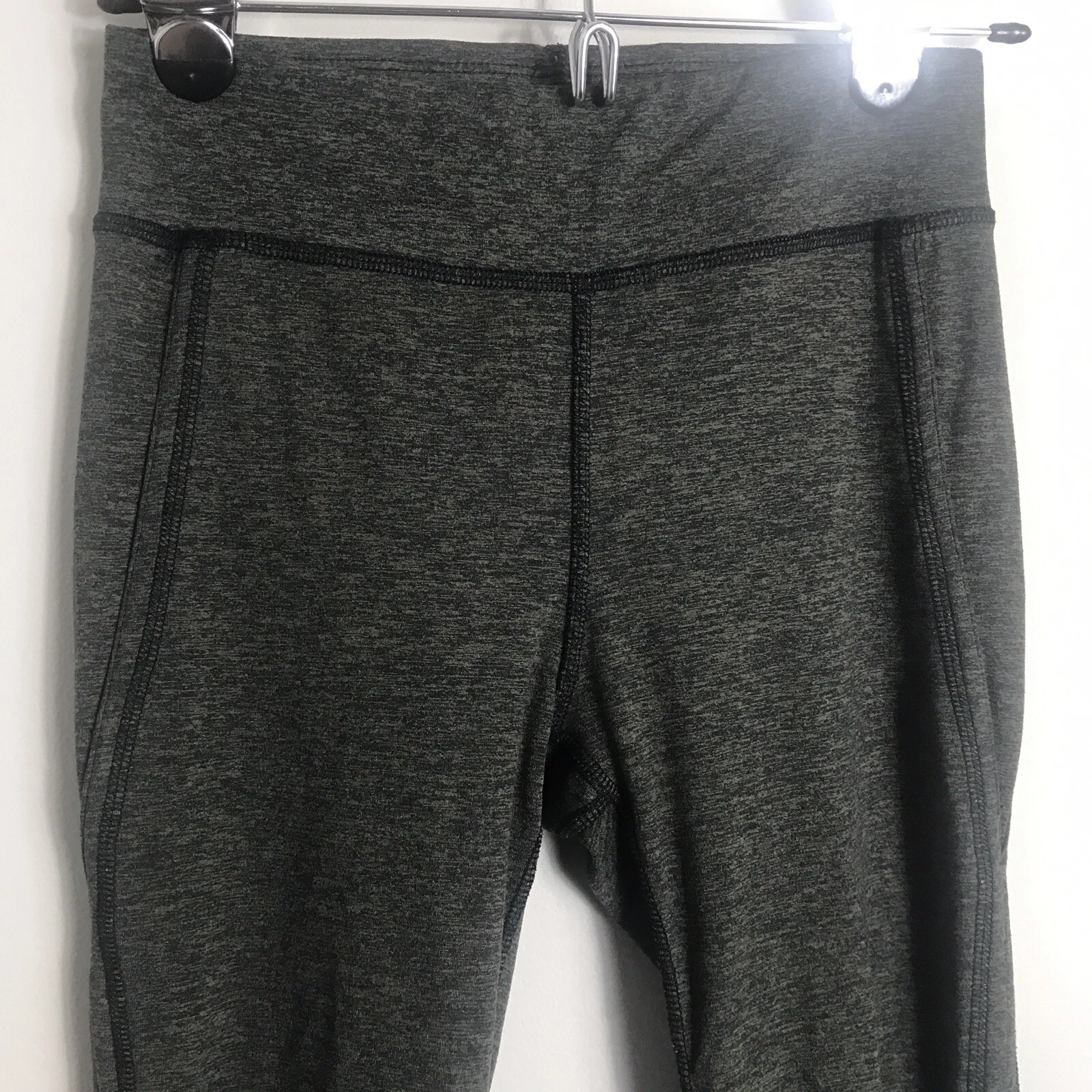 free-people-movement 3/4 infinity cutout leggings