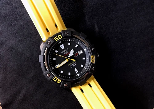 Seiko 5 Sport Automatic SRP509 Limited Edition Black 100 Meter Discontinued Rare
