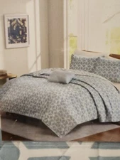 Madison Park Pure 4 Piece Full/Queen Coverlet Set