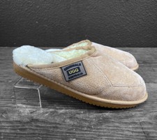 ORIGINALS UGG AUSTRALIA Suede Tan sheep Slip on House Shoes Tan Men Size 7/8