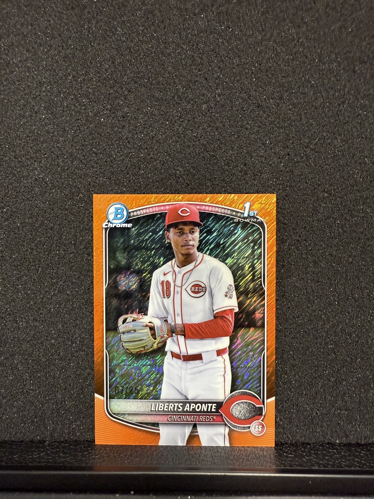 2025 Bowman Chrome 1st Liberts Aponte Orange Shimmer /25 Reds #18 int’l prospect