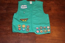 Girl Scouts Of America USA Uniform Vest Green Large Sewn Patches