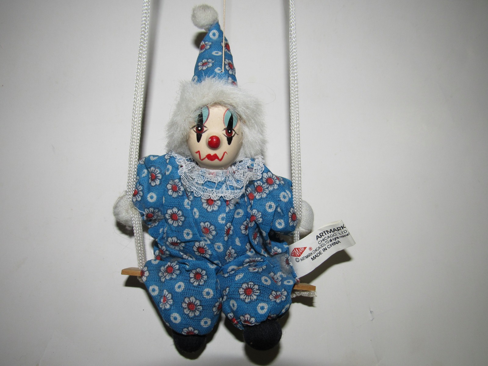swinging clown Petite Pals Artmark