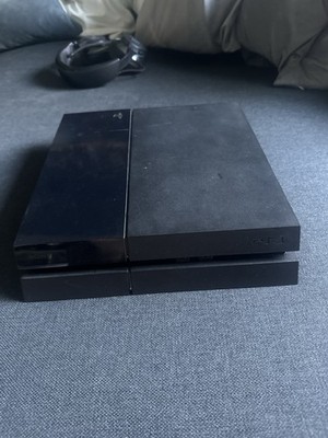 PlayStation 4 Konsole, Gebraucht, Inkl. Controller