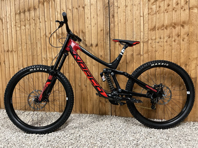 Bicycle Norco Aurum Carbon Carbon Fibre Norco Aurum Full