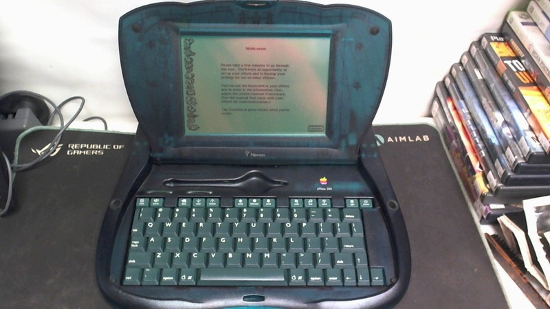 APPLE NEWTON EMATE 300 (TPS039595)