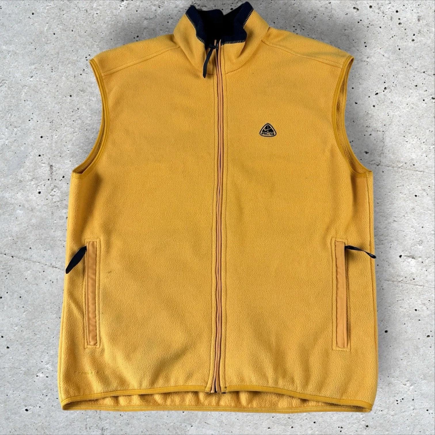Vtg Y2K Nike ACG Men’s Yellow Thermal Layer 2 Thermal Fit Fleece Vest Size XL