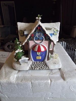 Hawthorne Village Rudolph's Town Hermey's Dentist Office Lighted Ceramic 2006