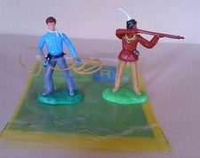 Elastolin 7 cm 2 Steckfiguren, Indianer und Cowboy