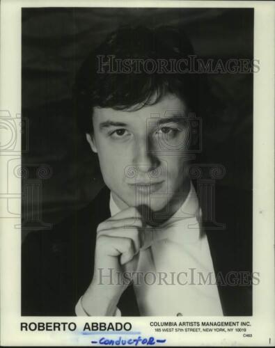 1996 Press Photo Conductor Roberto Abbado - hcp16549 - Picture 1 of 2