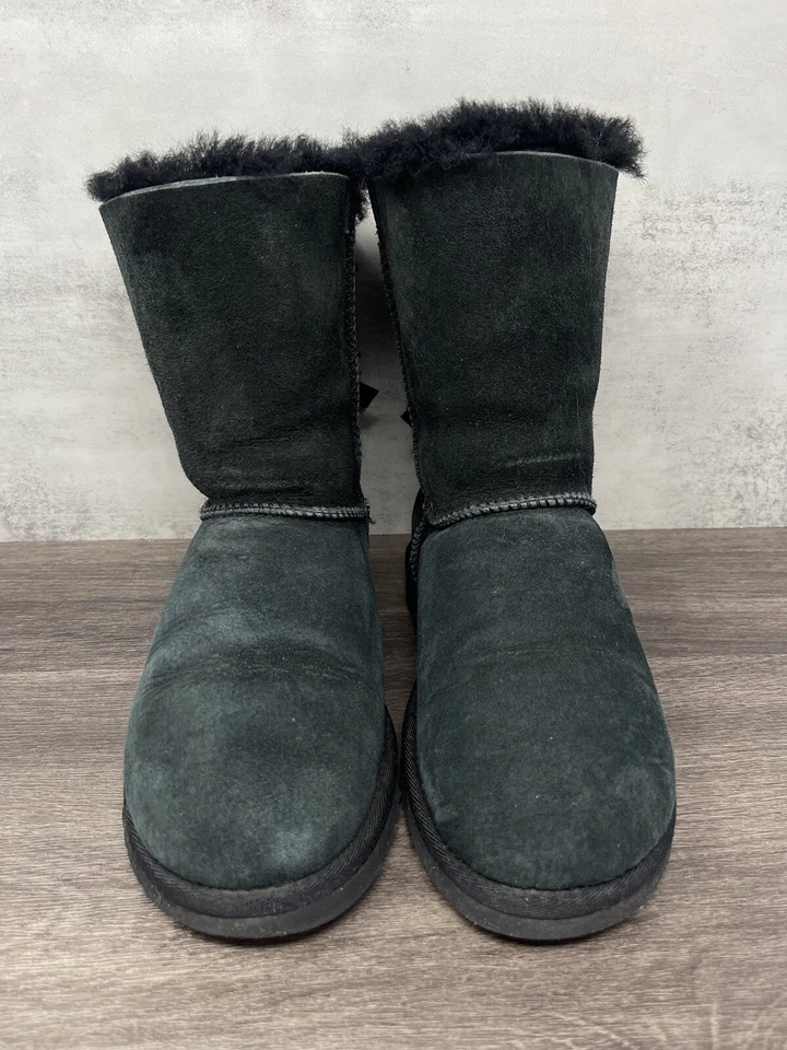 Botas UGG para mujer talla 5 Bailey Bow negras gamuza lana forradas piel de oveja Australia Foto 3 de 4