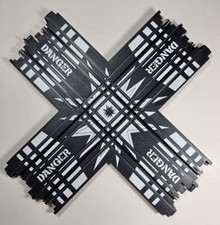 Auto World Bulk Item Intersection Track 1 piece