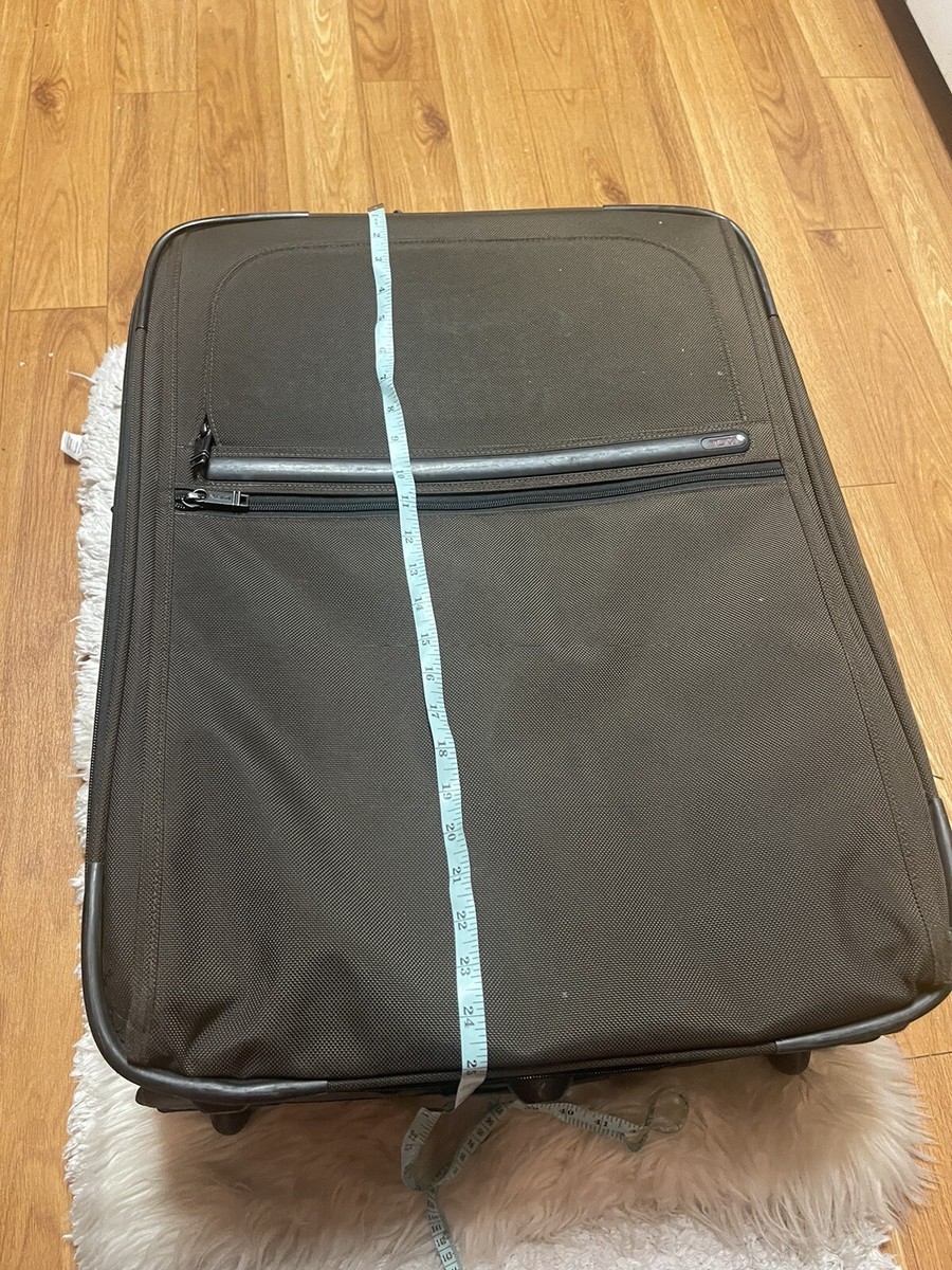 Tumi G4 22904B4 wheeled travel luggage | eBay Tumi G4 22904B4 wheeled travel luggage | eBay