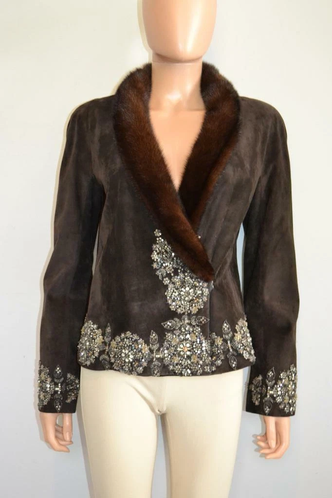 Giacca cappotto in pelle scamosciata marrone Valentino con dettaglio cristallo in pelliccia scialle taglia US 8