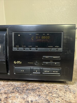 Pioneer PD-F606 - File Type 25 Disc CD Changer Player - Compact