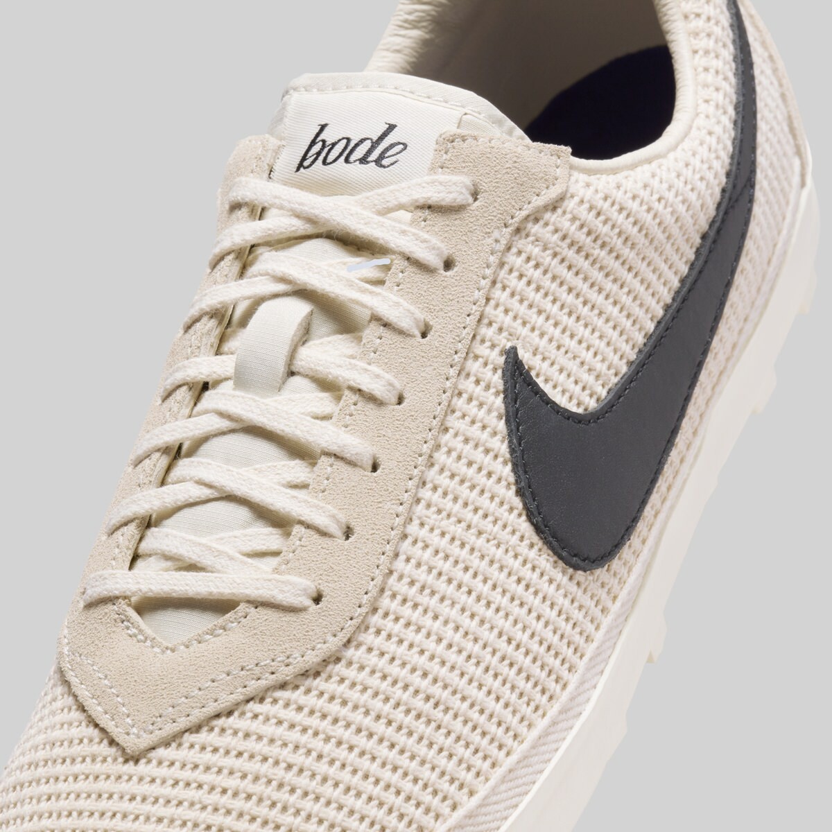 Bode Nike Astro Grabber Light Cream Black FQ6892-100 US 8 Bode Nike Astro Grabber Light Cream Black FQ6892-100 US 8