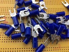 Blue Locking Spade Crimp Terminal M4 Stud 1.04-2.63mm 16-14 AWG  CTT Series