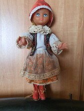 Poupée en costume traditionnel polonais
