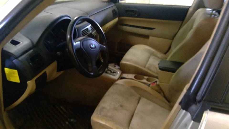 Subaru Forester 2005 2.5L Engine VIN 6 6th Digit 10100BM590 9821 - Imagem 3 de 4