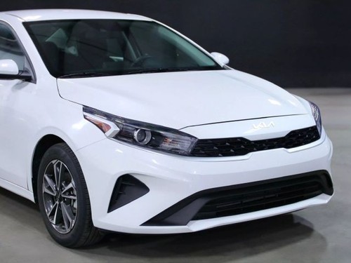2024 Kia Forte LXS Sedan 4D - Picture 2 of 34
