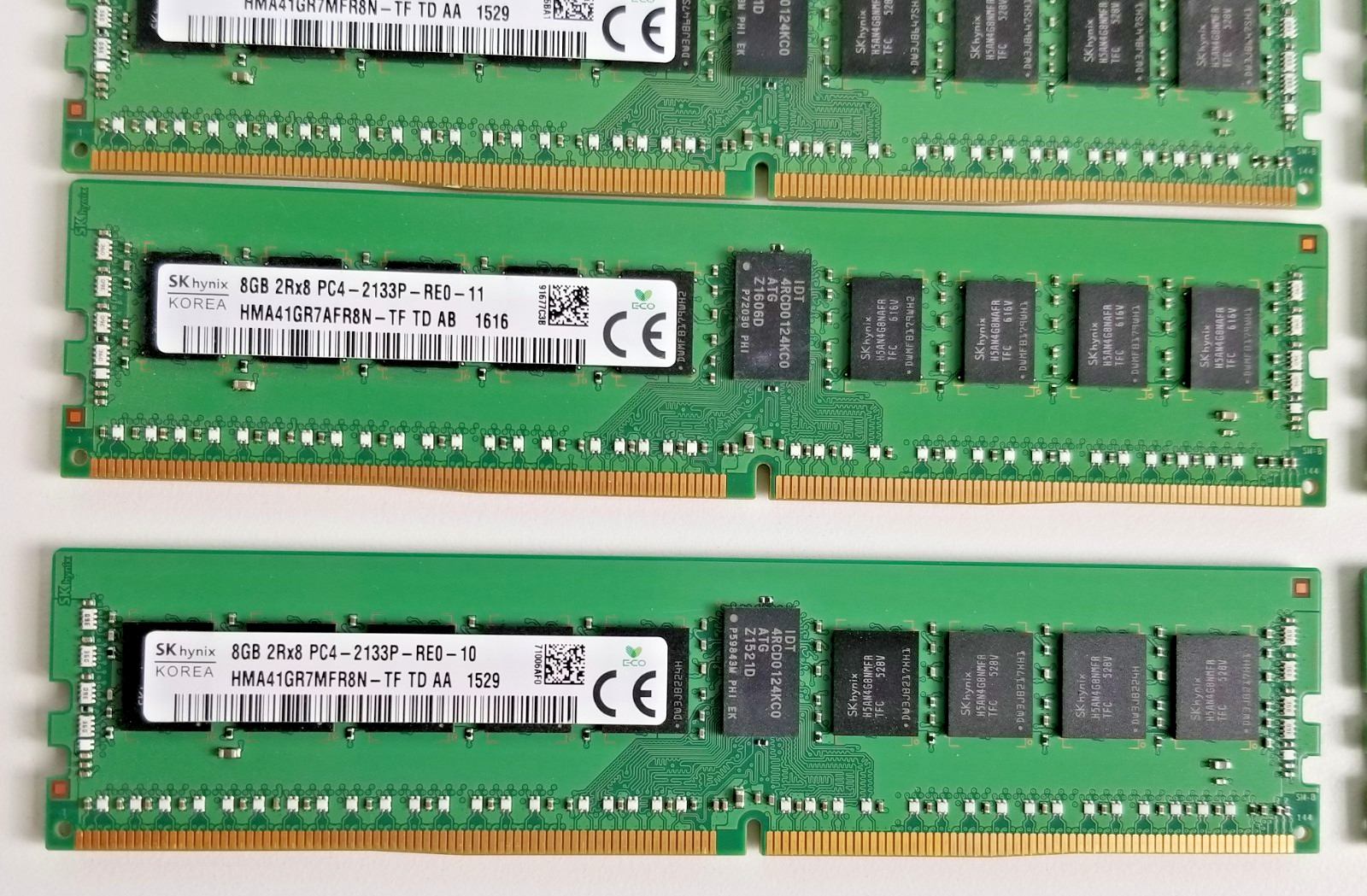 как выглядит Lot of 20x 8GB DDR4 ECC Registered Server RAM PC4-2133P RDIMM Samsung SK hynix фото