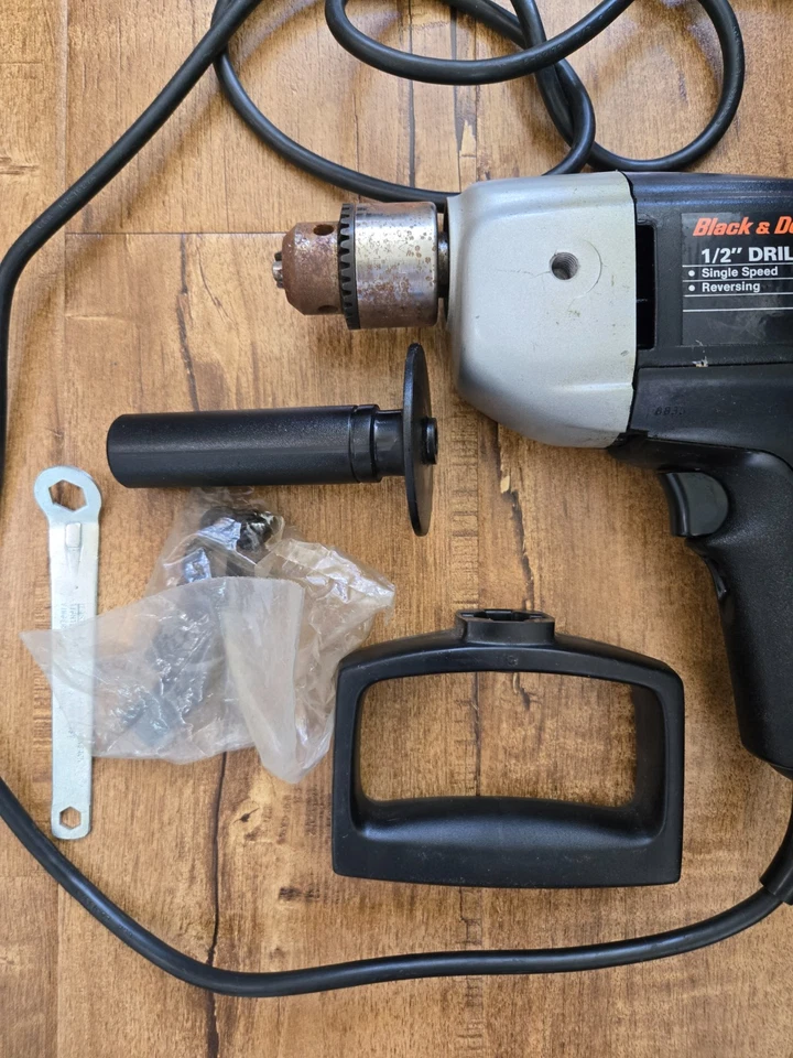 Black & Decker Corded 1/2" Reversing Hammer Drill #7224 Type 2 With Chuck WORKS - Image 3 of 4