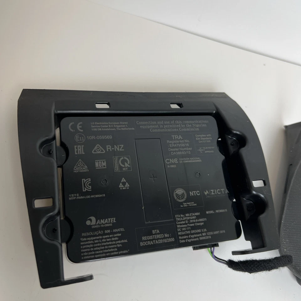 Chevrolet Equinox 2019 módulo de control del sistema de carga inalámbrica 13521065 OEM Foto 2 de 4