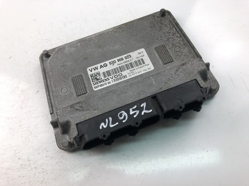 VW POLO 6N2 Motorsteuergerät ECU 03E906023 2000 18047194