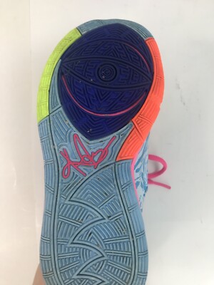 kyrie 6 volt hyper pink