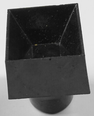 Robur Square Tasseau 21 Mm Glass Base Plate In Bakelite